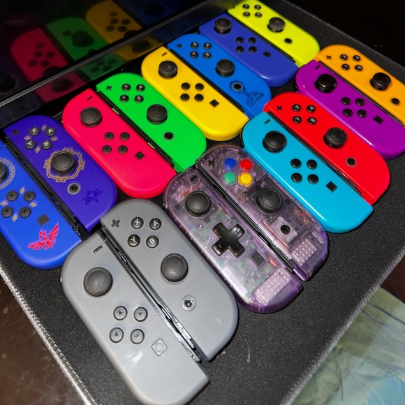 8 pairs of Nintendo Switch Joycons ( including rare ones ) - Picture 2 of 5